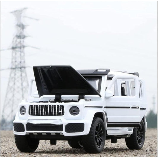 RELOSTA  1:32 Scale G Wagon Die Cast Metal Toy Car For Kids Diecast Pullback Toy Car With Openable Doors & Light, Music Car For Kids Best Toys Gifts Toys For Boy,Multicolor